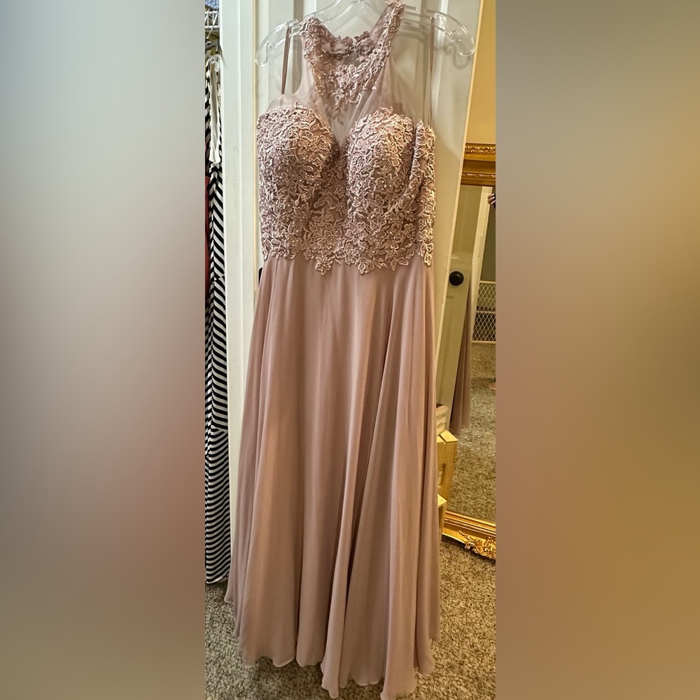 May Queen Couture Formal Bridesmaid Dress in Blush.  Worn Once.  Size 18.
